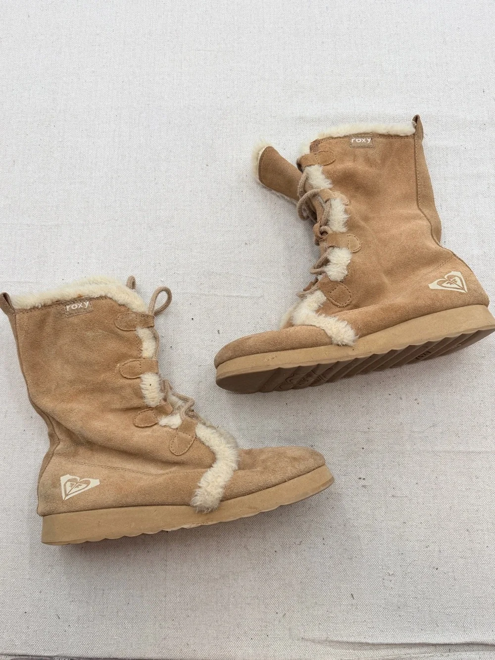Roxy Women's Tan Suede Shearling Lace-Up Winter Boots